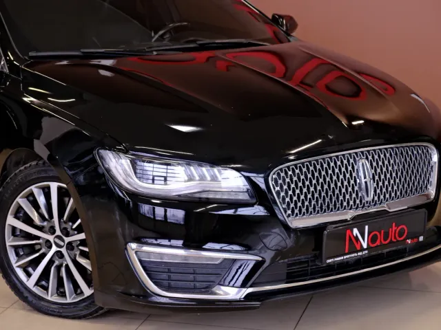 Lincoln MKZ - фото 3