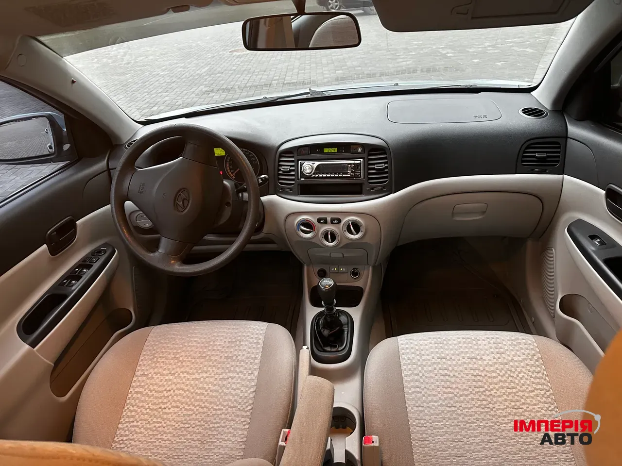 Hyundai Accent - фото 9