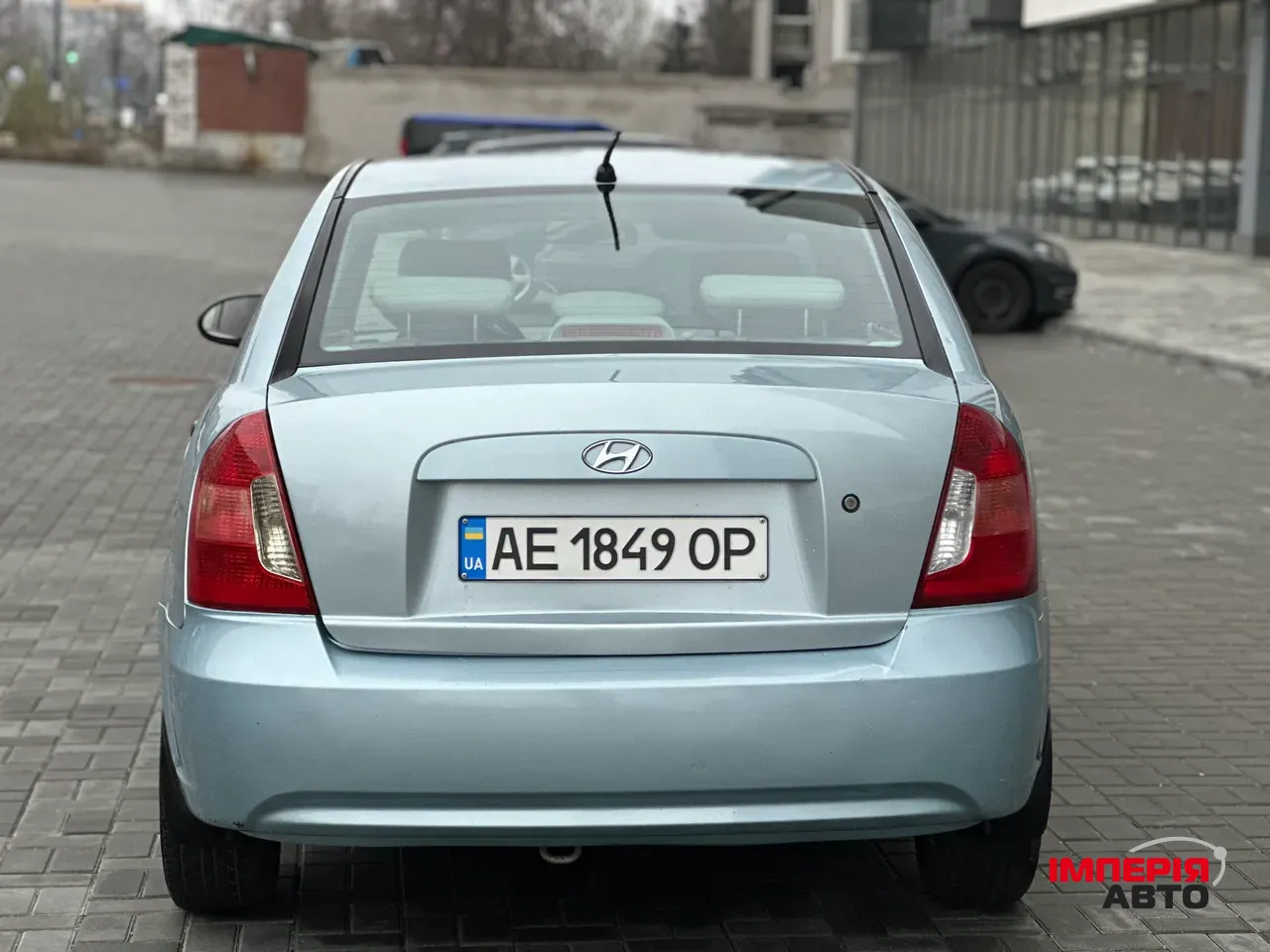 Hyundai Accent - фото 3