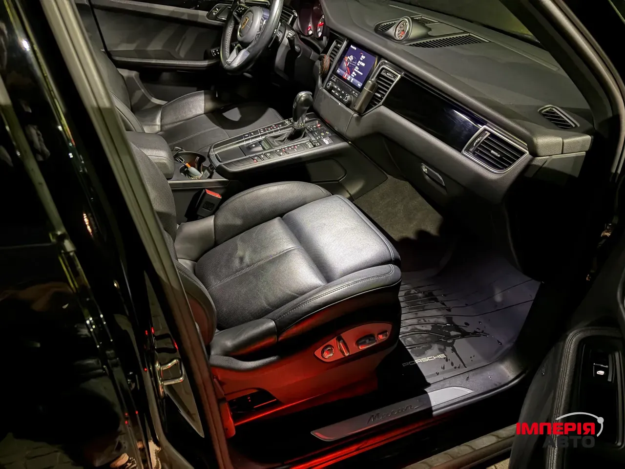 Porsche Macan - фото 10