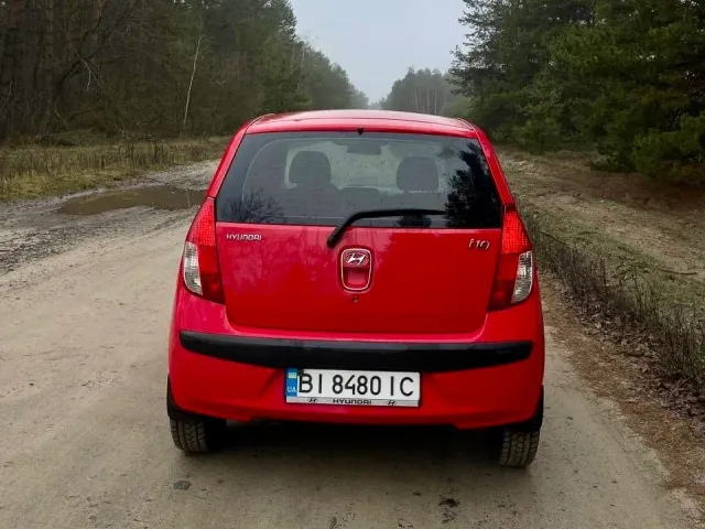 Hyundai i10 - фото 2