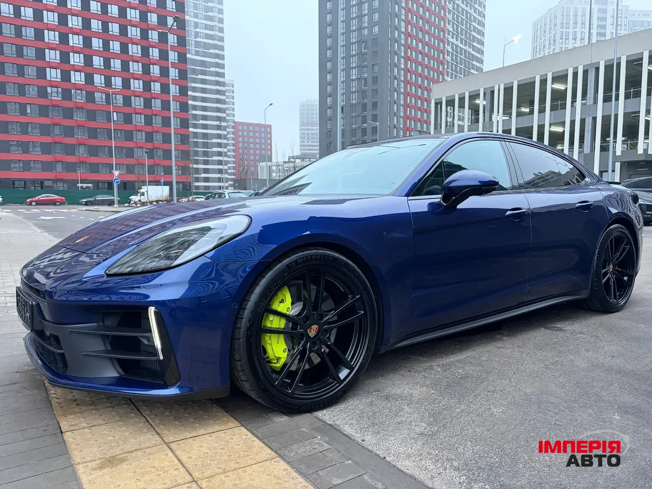 Porsche Panamera - фото 1