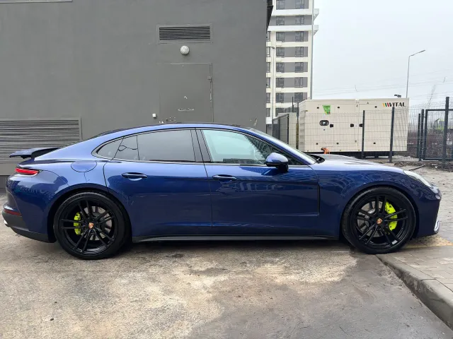 Porsche Panamera - фото 2