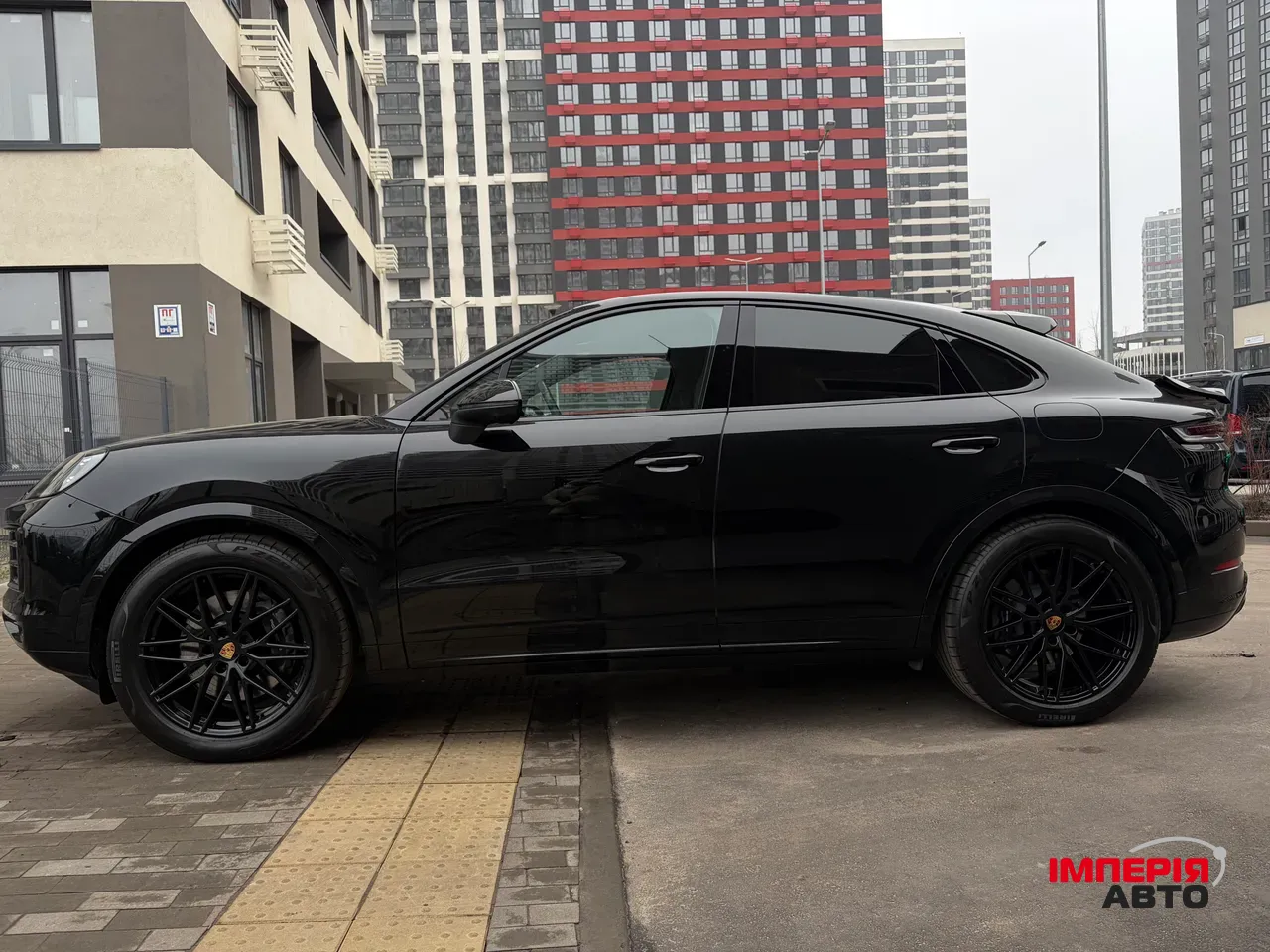 Porsche Cayenne - фото 26