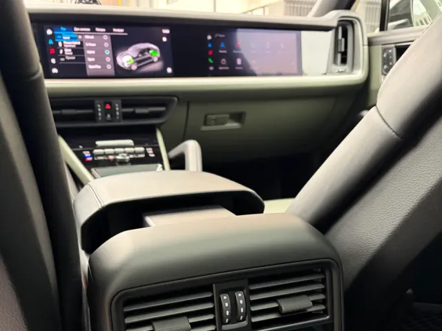 Porsche Cayenne - фото 5