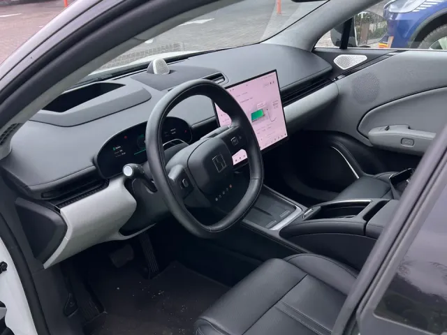 Zeekr 007 - фото 5