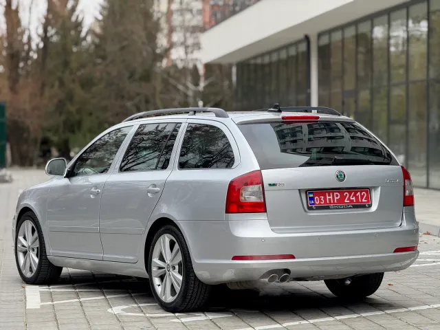 Skoda Octavia RS - фото 4