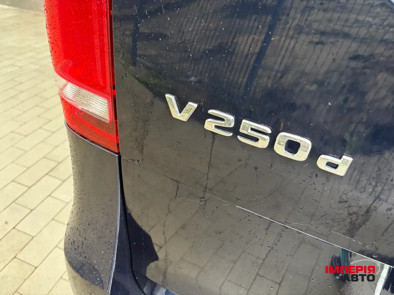 Mercedes-Benz V-Класс - фото 32