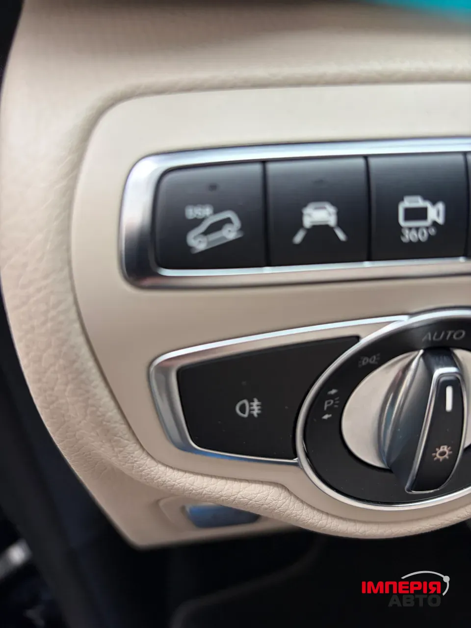 Mercedes-Benz V-Класс - фото 8