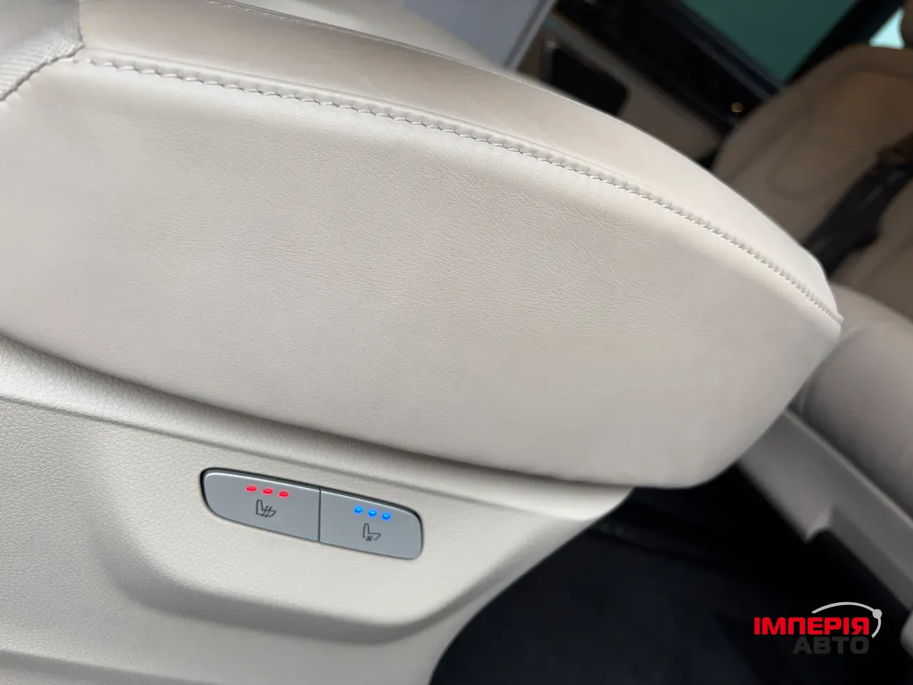 Mercedes-Benz V-Класс - фото 29