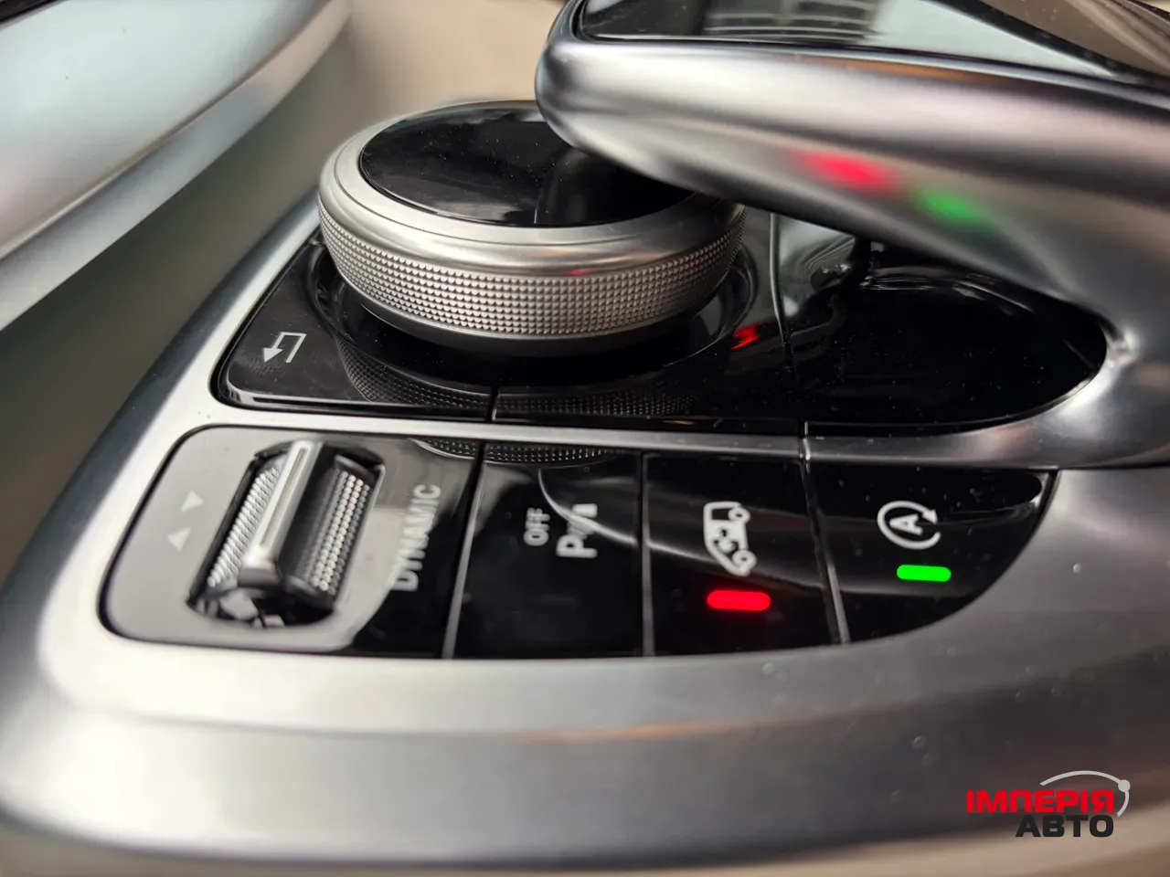 Mercedes-Benz V-Класс - фото 17