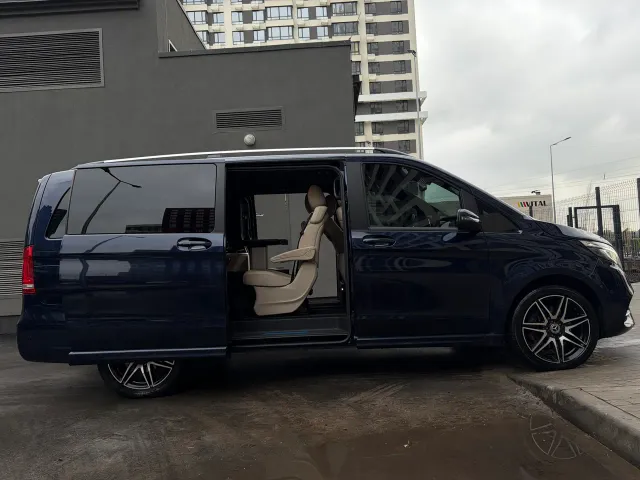 Mercedes-Benz V-Класс - фото 4
