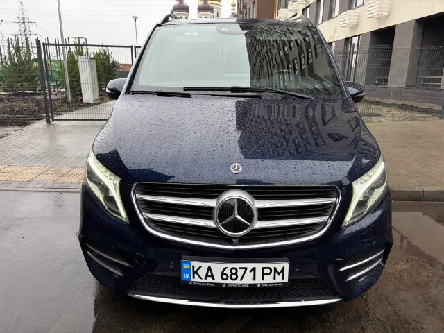 Mercedes-Benz V-Класс - фото 1