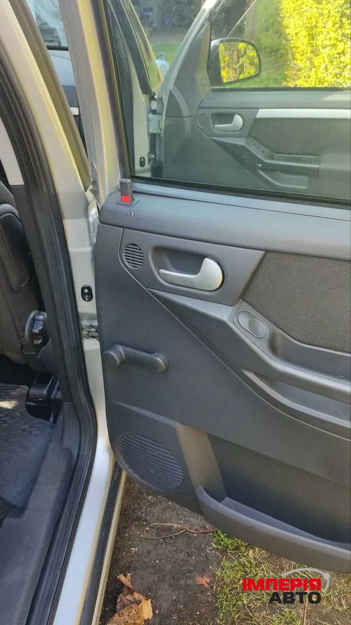 Opel Meriva - фото 4