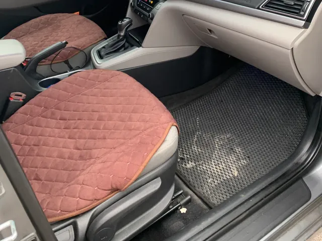 Hyundai Elantra - фото 5