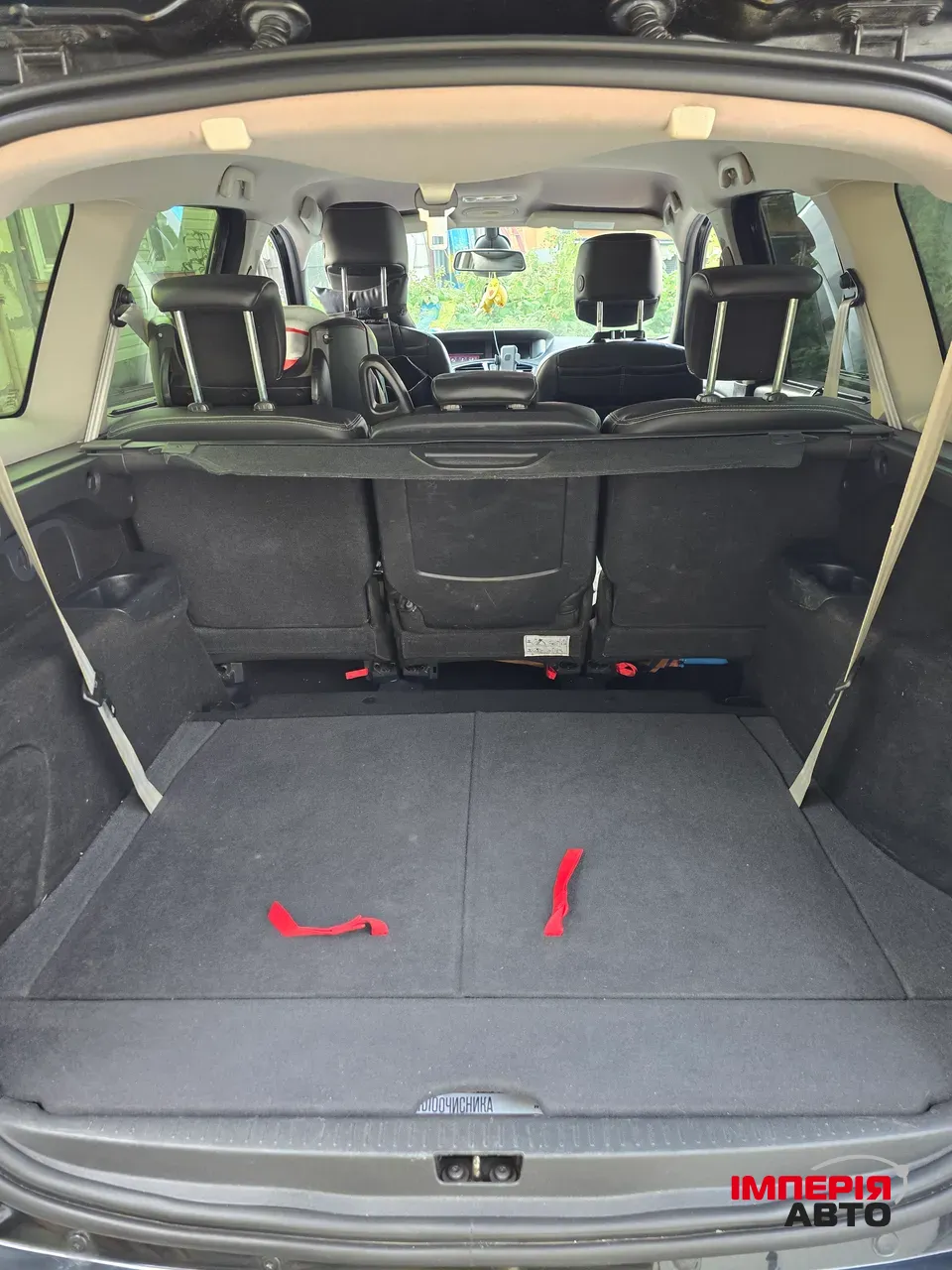 Renault Scenic - фото 14