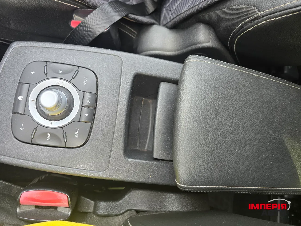 Renault Scenic - фото 12