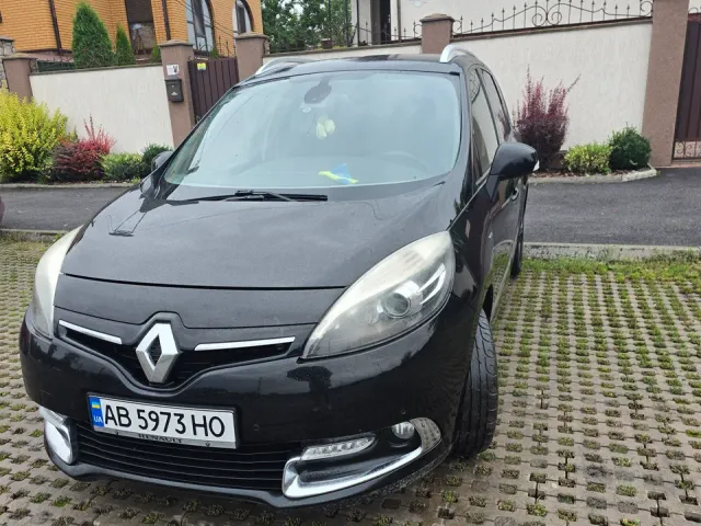 Renault Scenic - фото 1