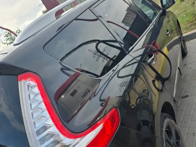 Renault Scenic - фото 3