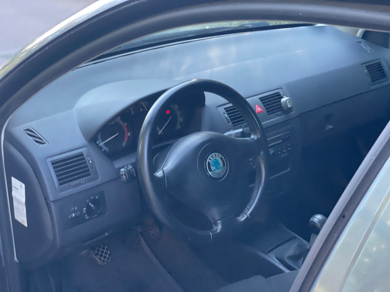 Skoda Fabia - фото 20