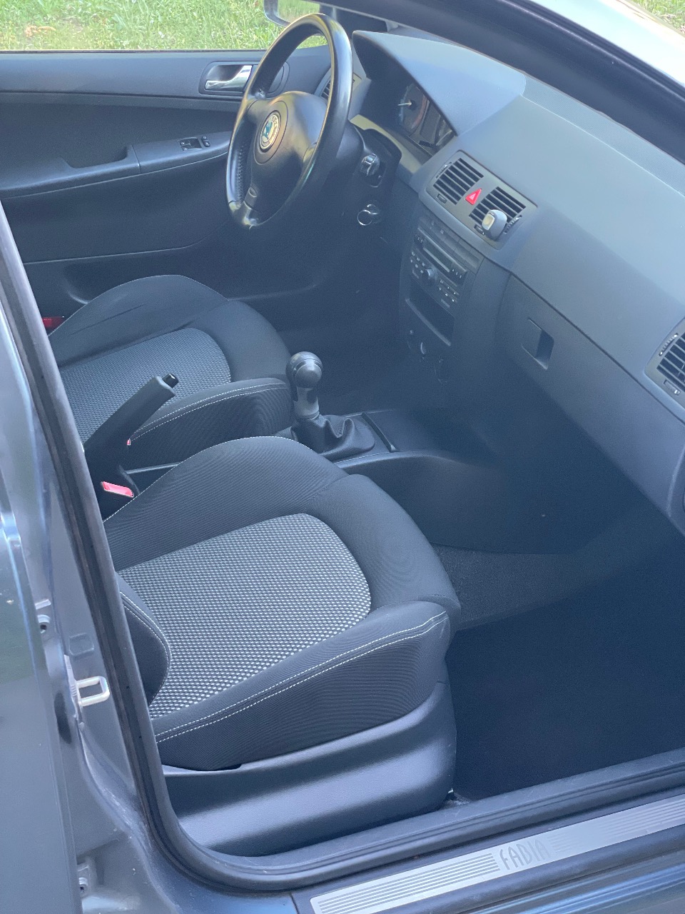 Skoda Fabia - фото 12