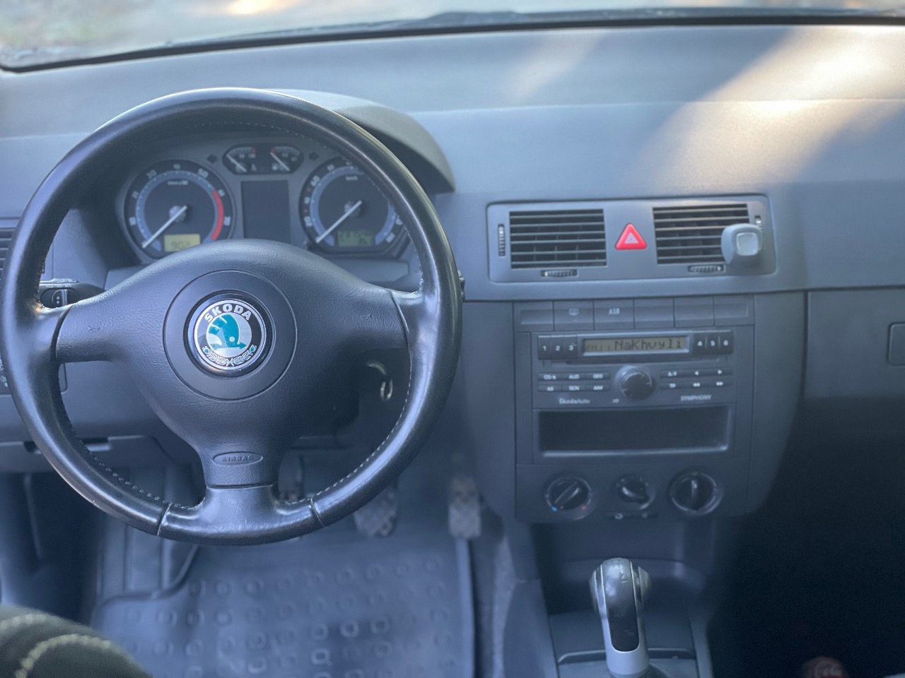 Skoda Fabia - фото 18