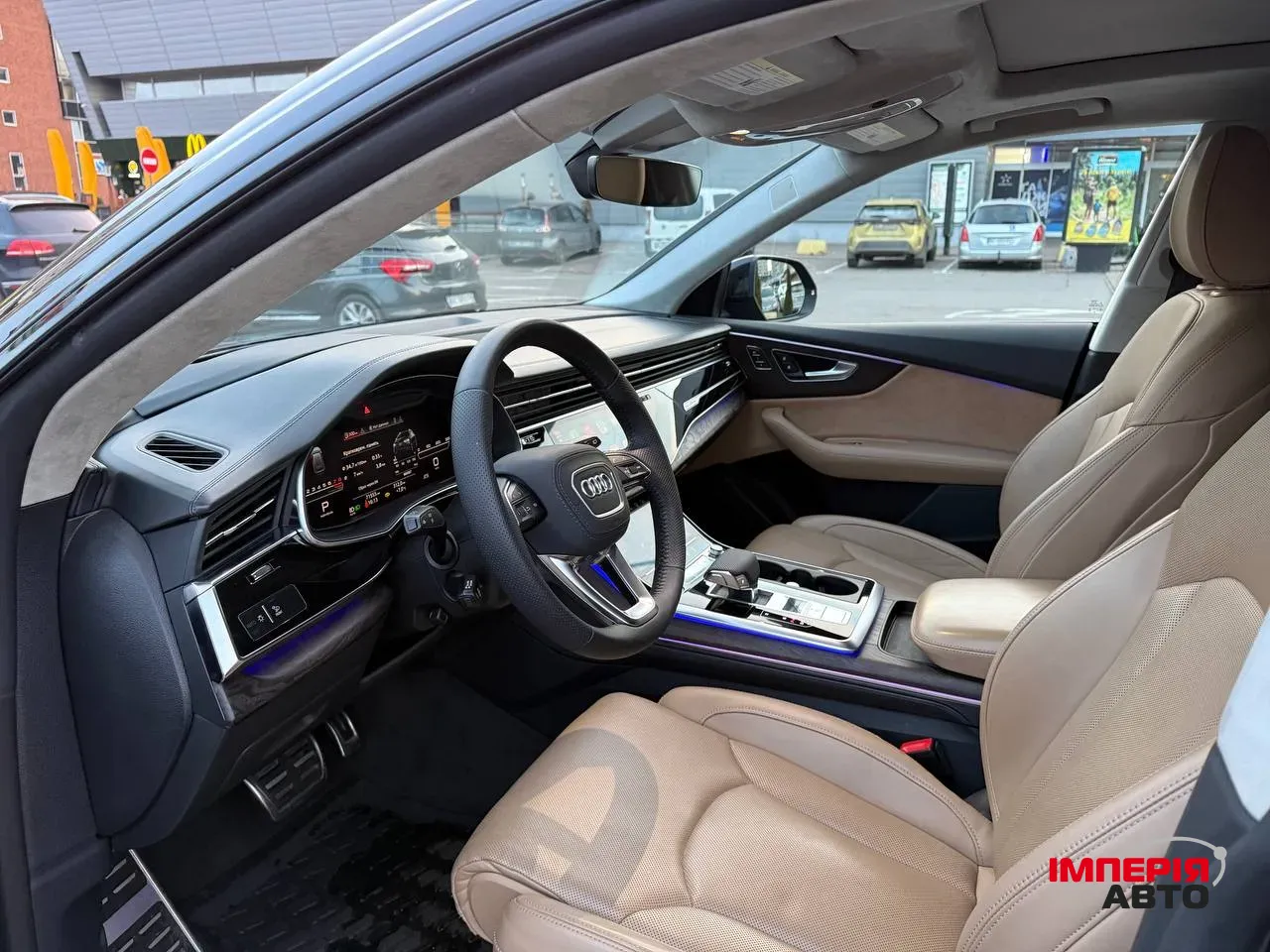 Audi Q8 - фото 27