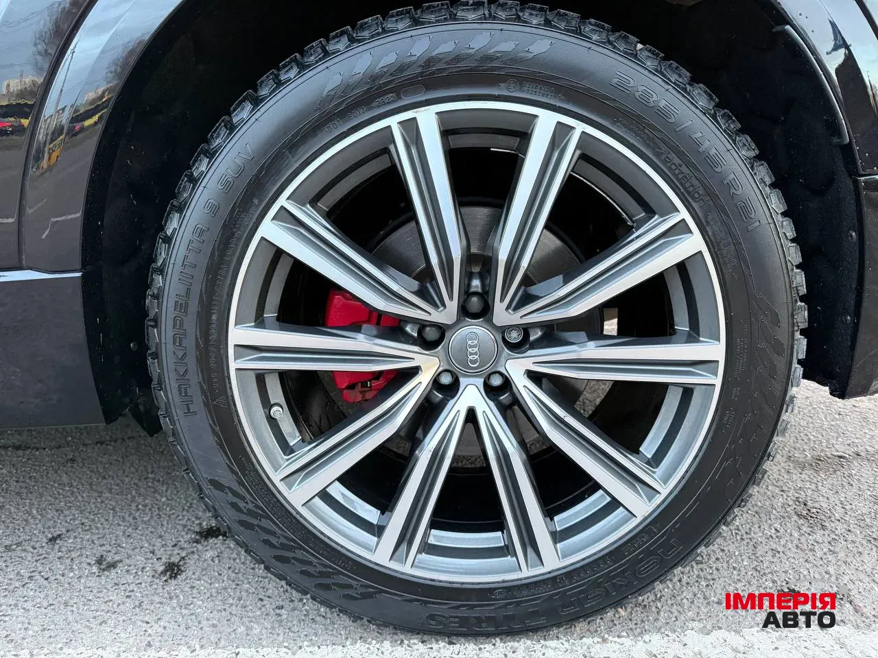 Audi Q8 - фото 11