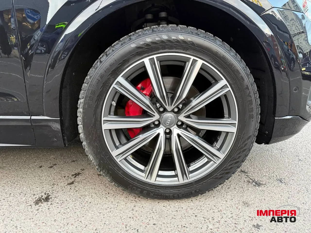 Audi Q8 - фото 13