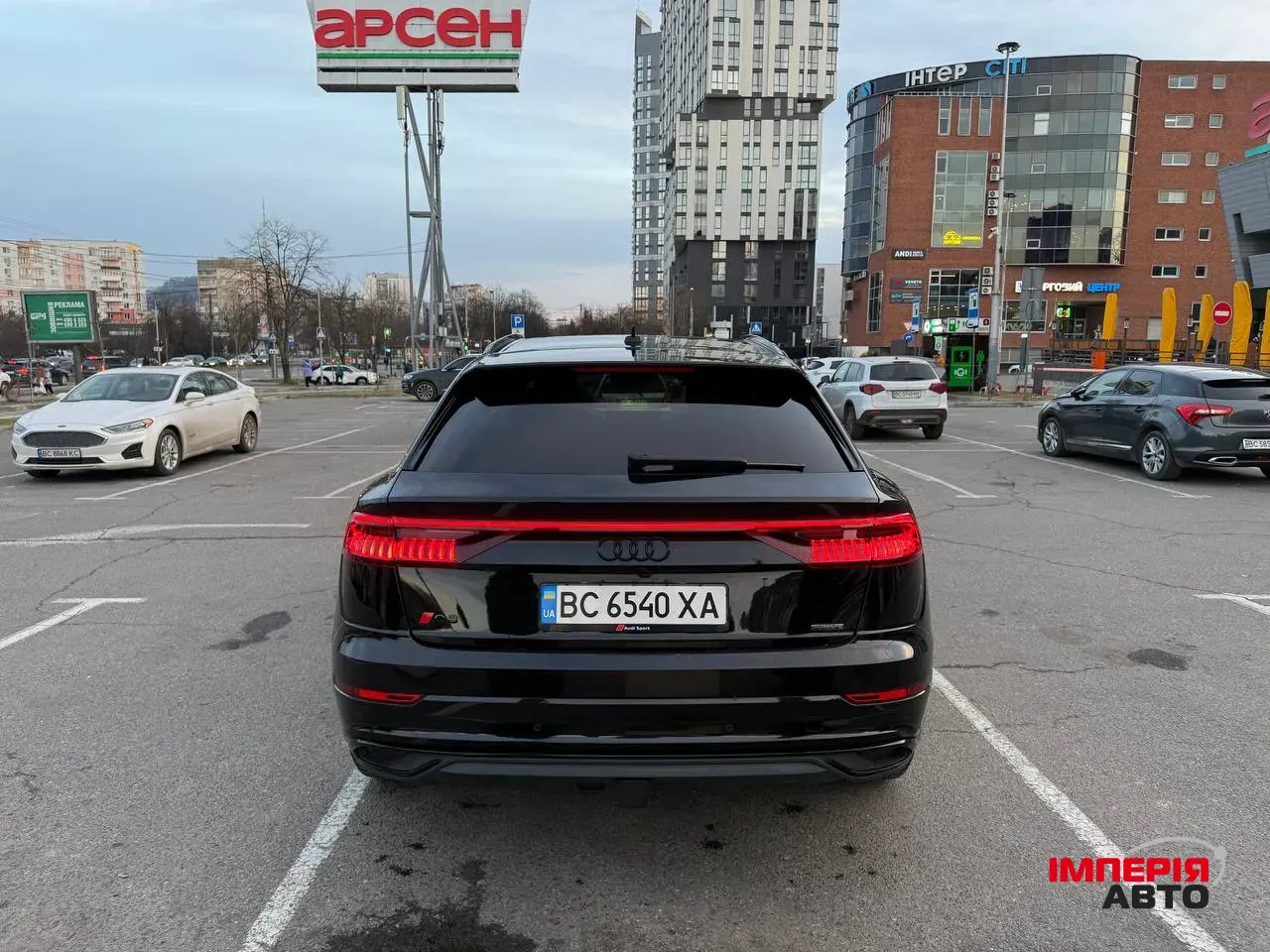 Audi Q8 - фото 3