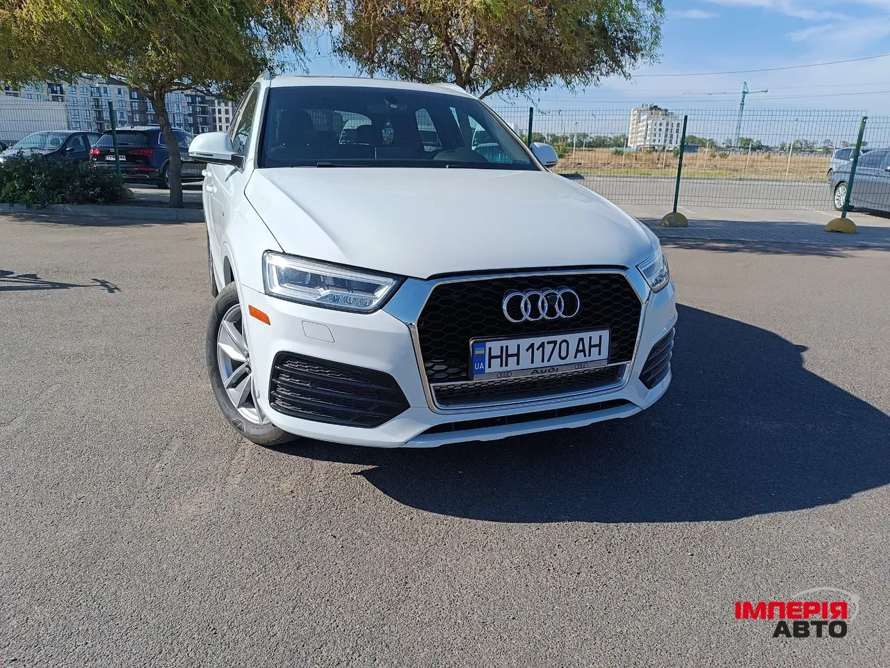 Audi Q3 - фото 1