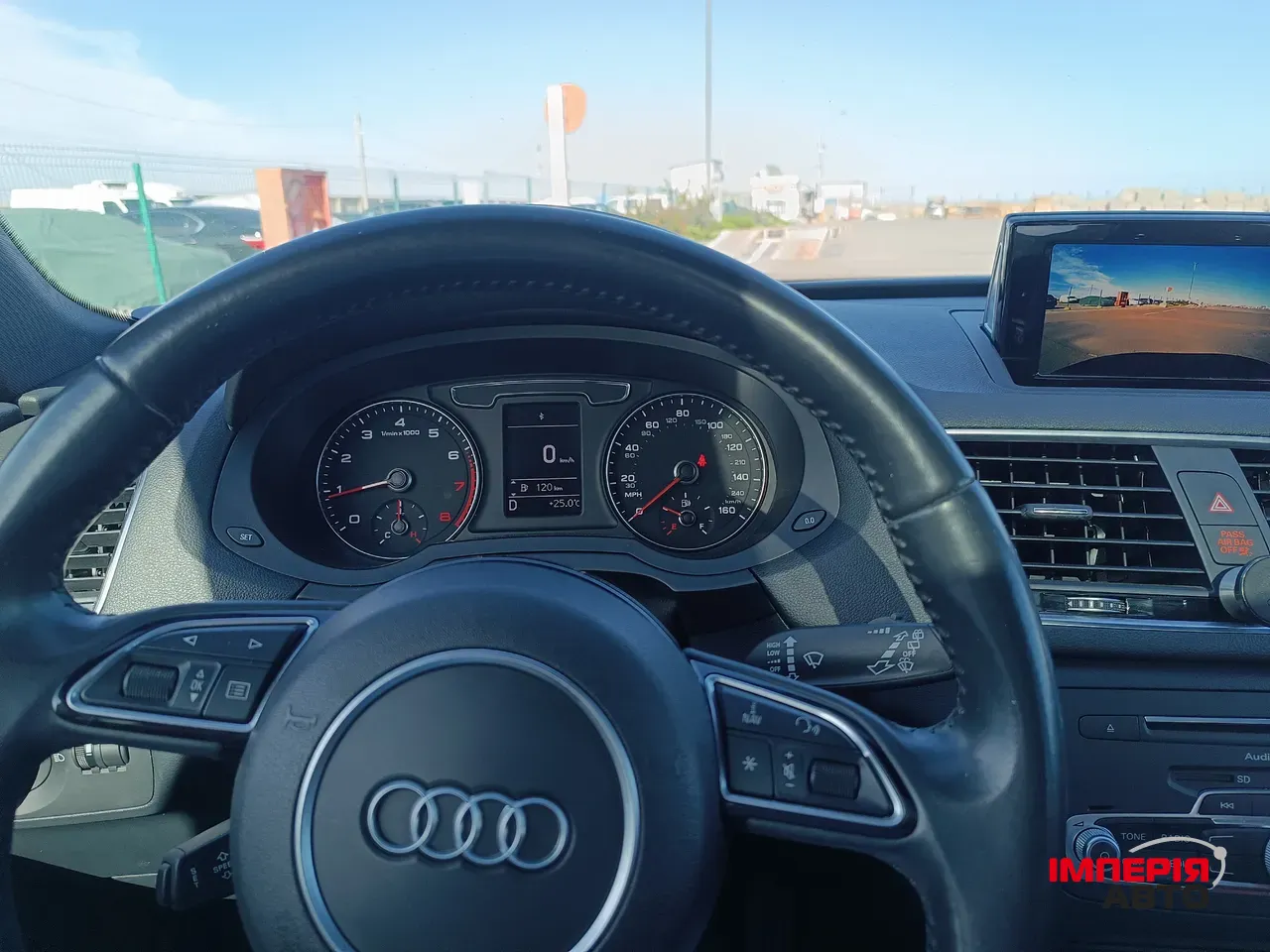 Audi Q3 - фото 26