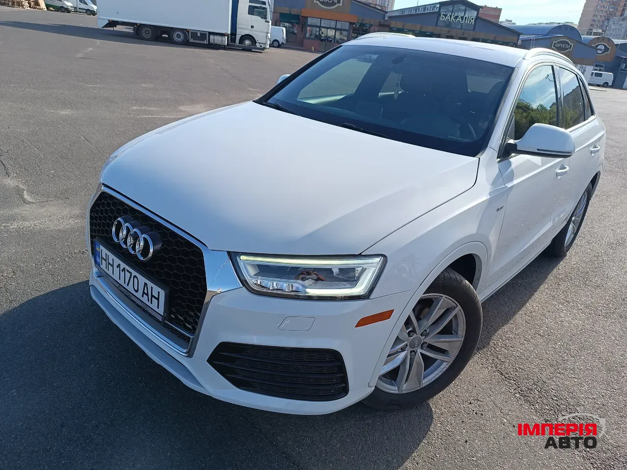 Audi Q3 - фото 35