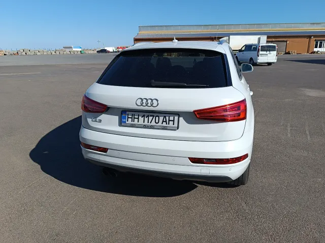 Audi Q3 - фото 4