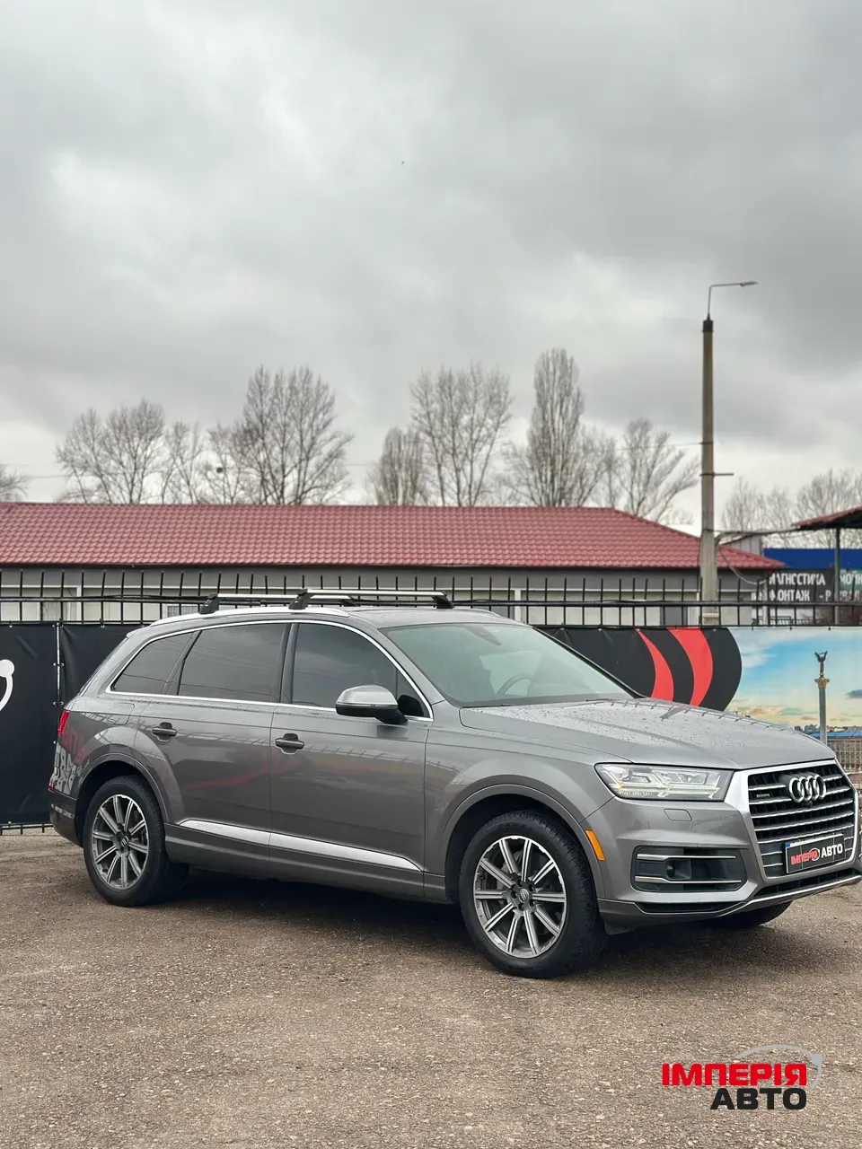 Audi Q7 - фото 3
