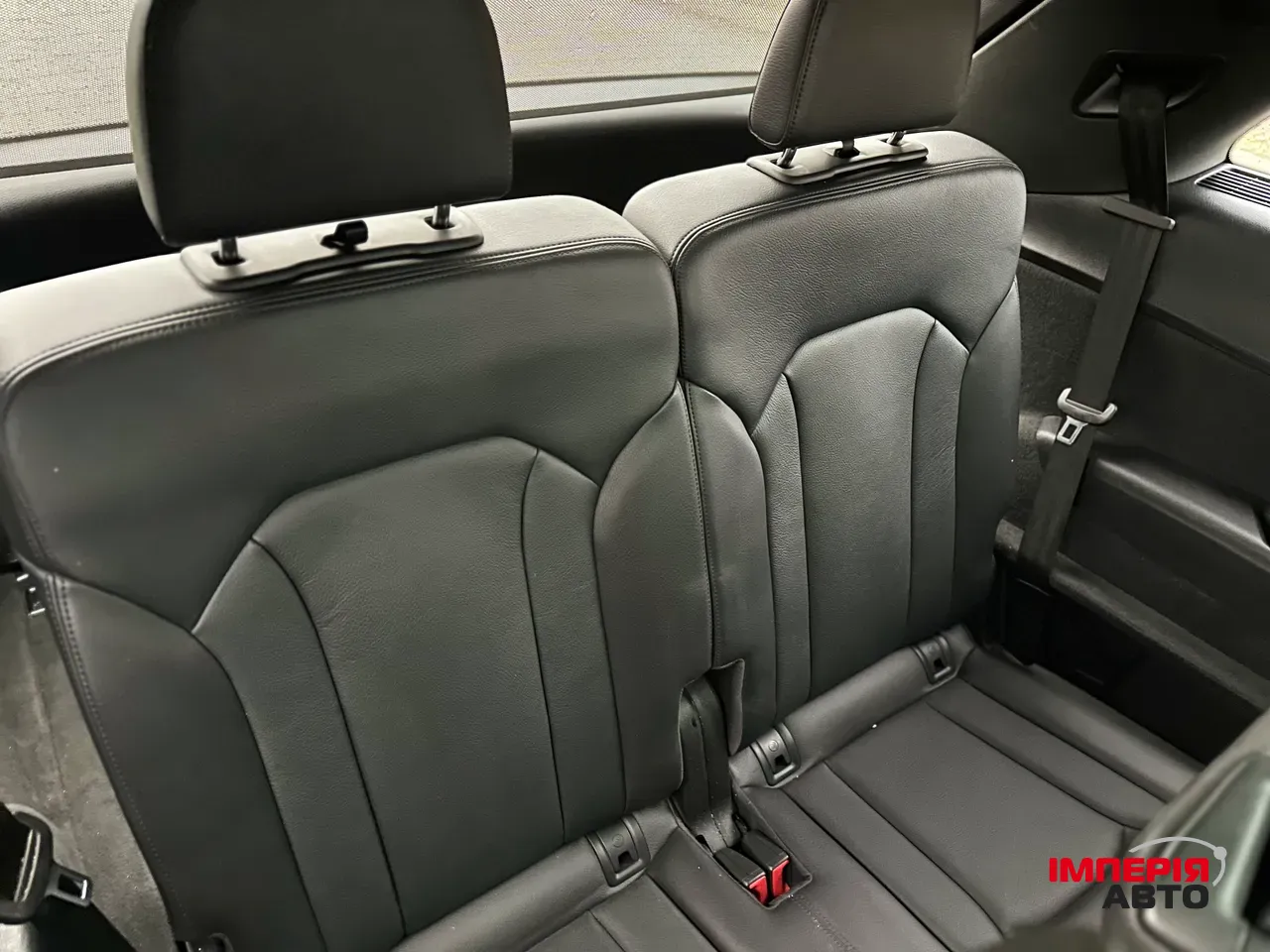 Audi Q7 - фото 7