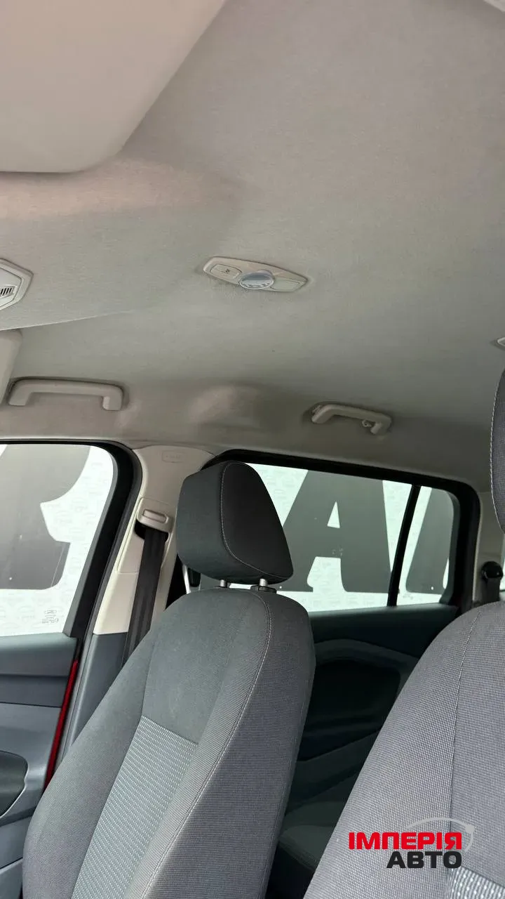 Ford C-MAX - фото 15