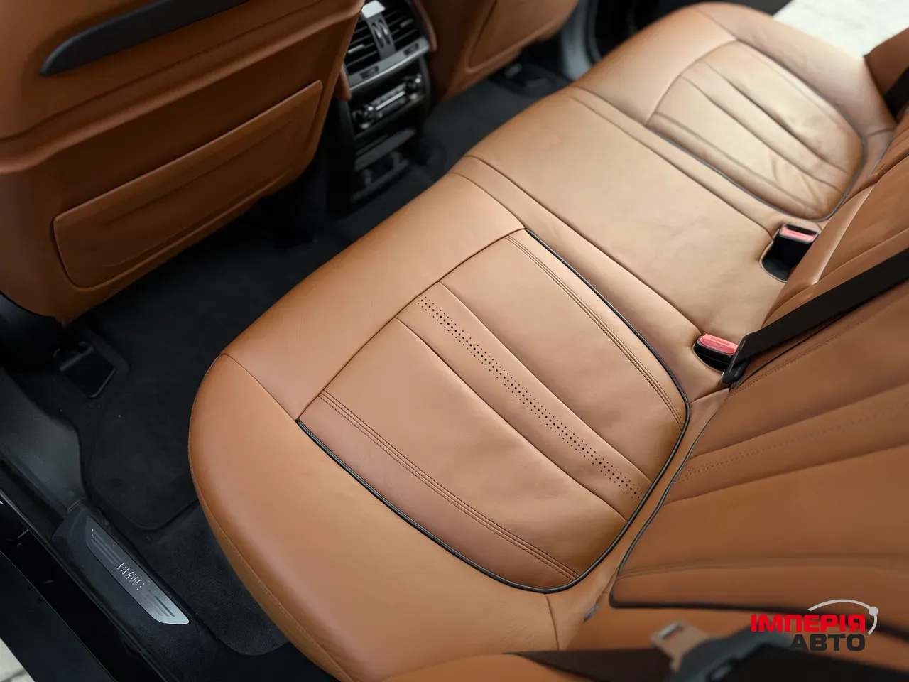 BMW X5 - фото 40