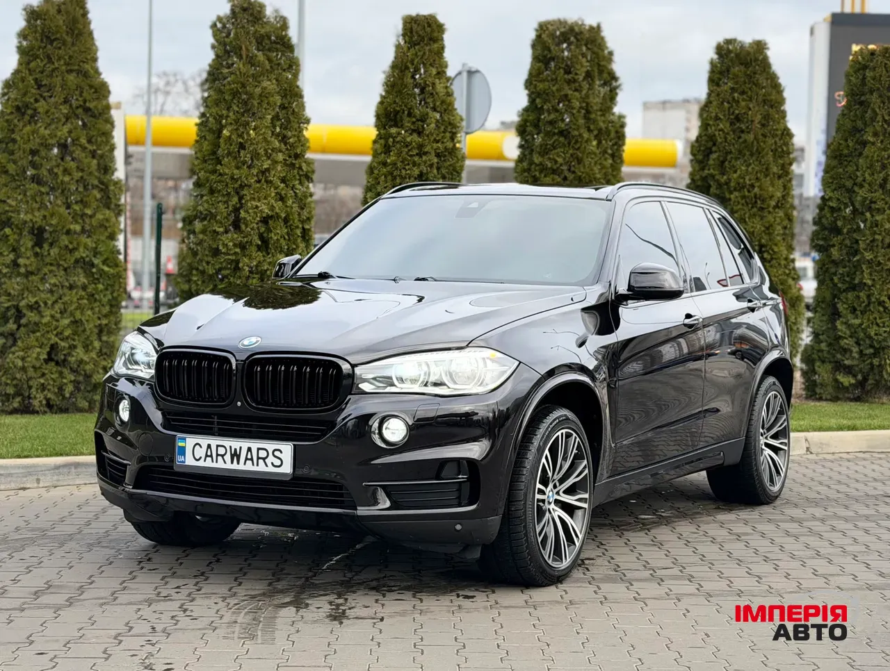 BMW X5 - фото 1