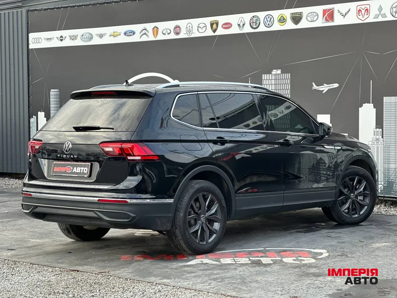 Volkswagen Tiguan - фото 6