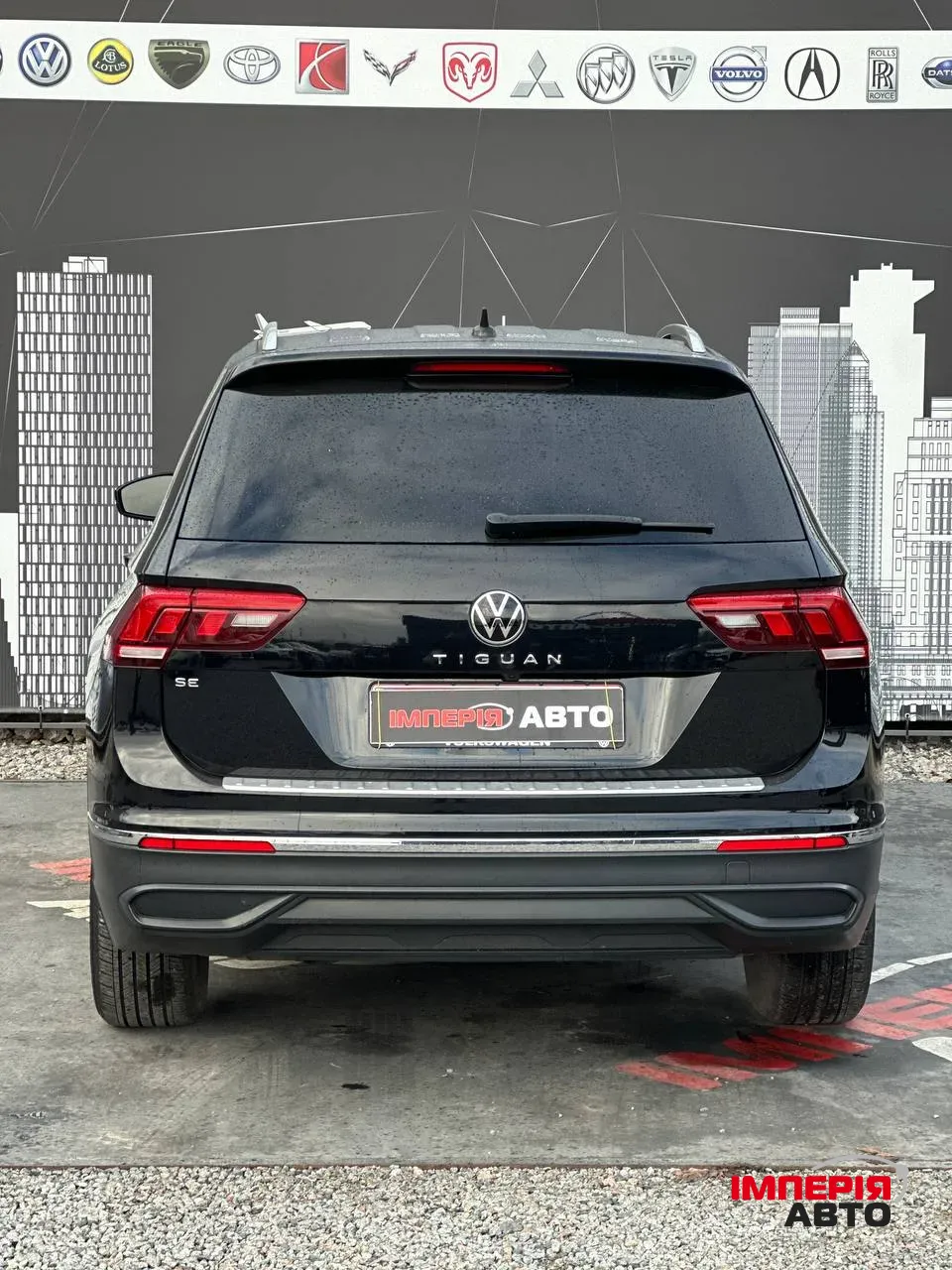 Volkswagen Tiguan - фото 4