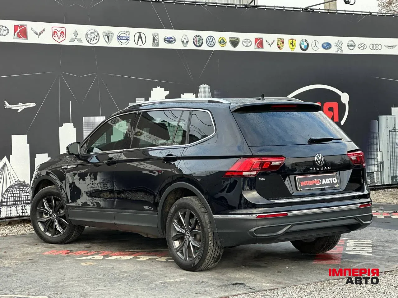Volkswagen Tiguan - фото 5