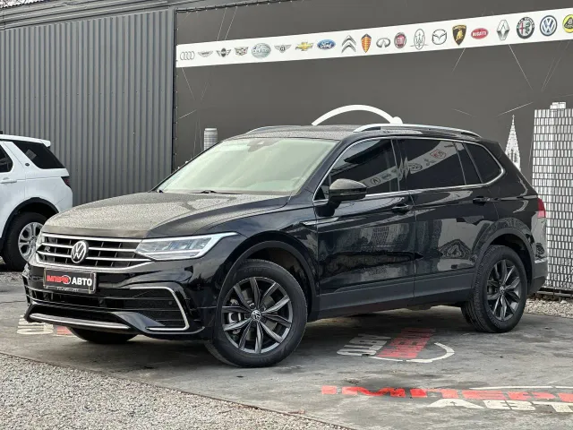 Volkswagen Tiguan - фото 2