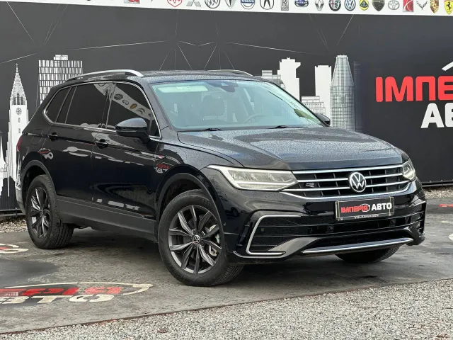 Volkswagen Tiguan - фото 1
