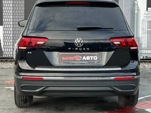 Volkswagen Tiguan - фото 4