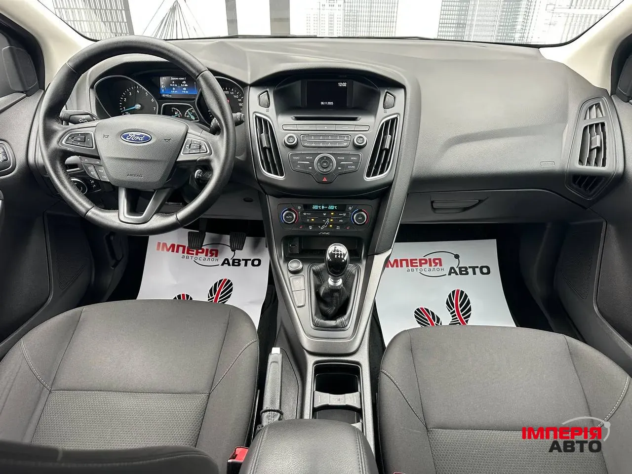 Ford Focus - фото 9