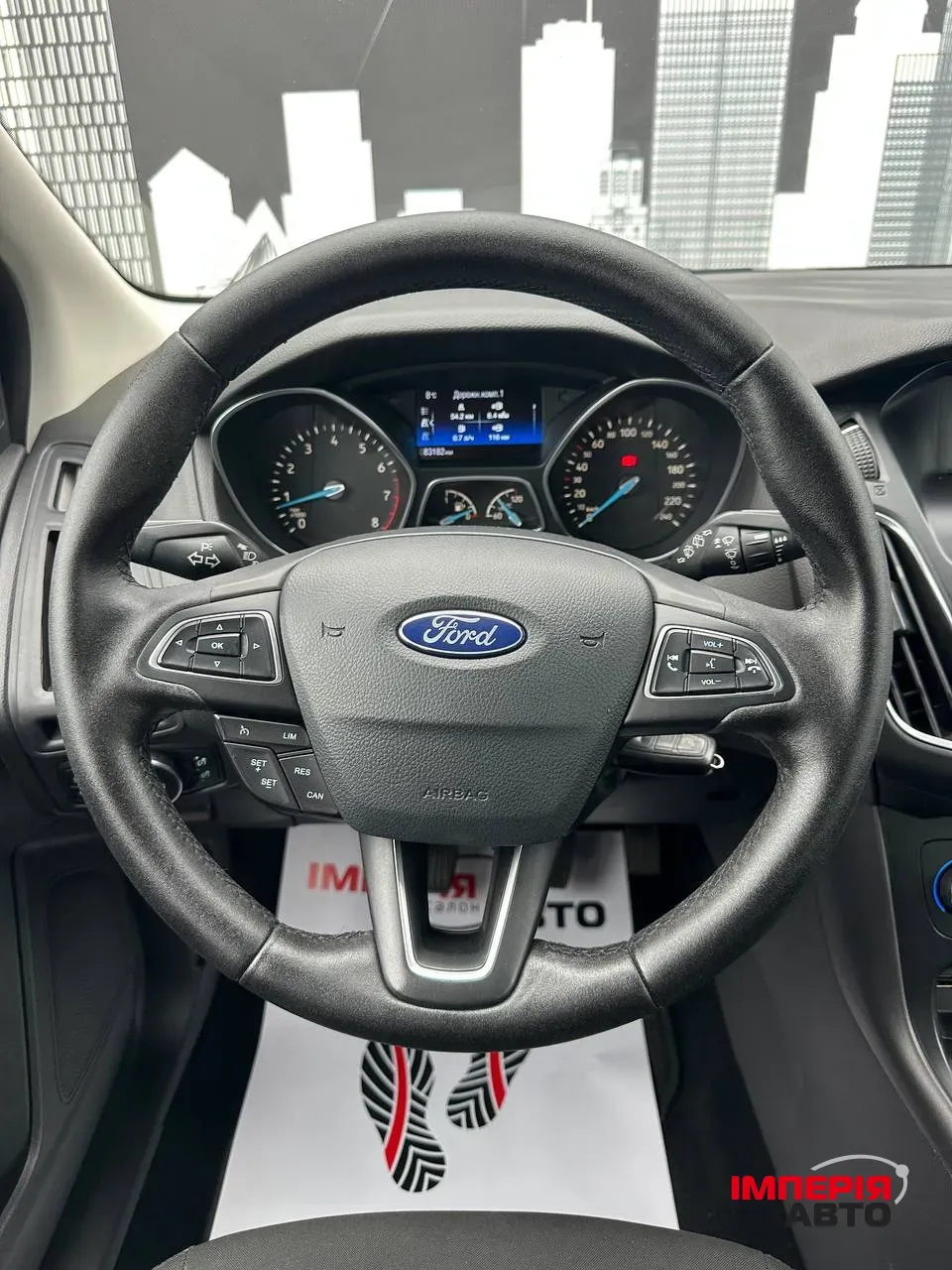 Ford Focus - фото 8