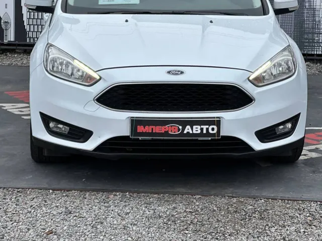 Ford Focus - фото 2
