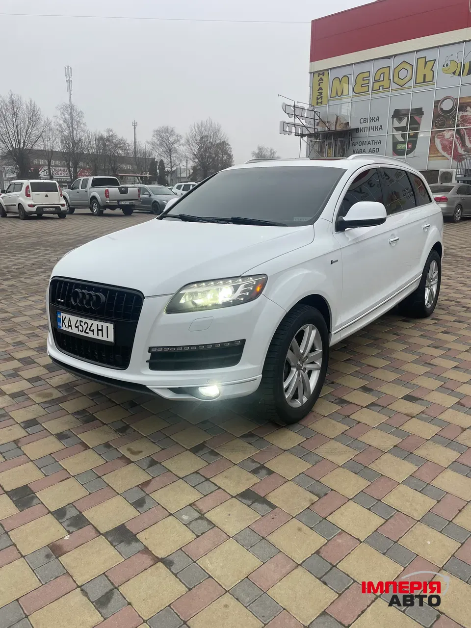 Audi Q7 - фото 1