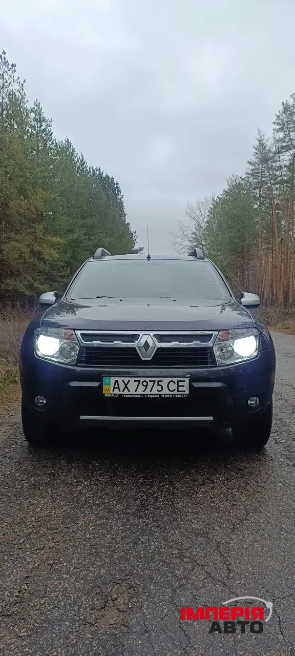 Renault Duster - фото 1
